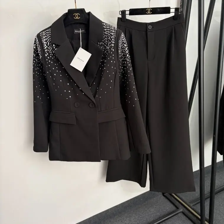 Balmain — Костюм женский