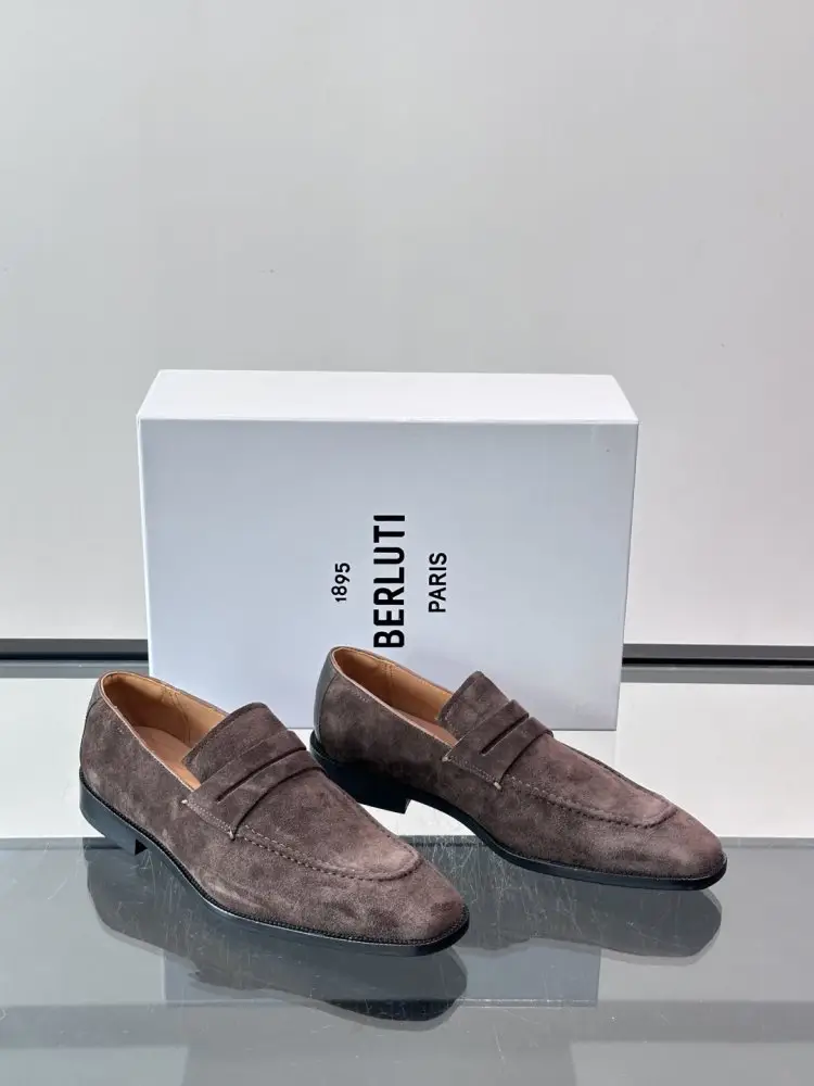 Berluti Classic leather shoes men's — Photo 5