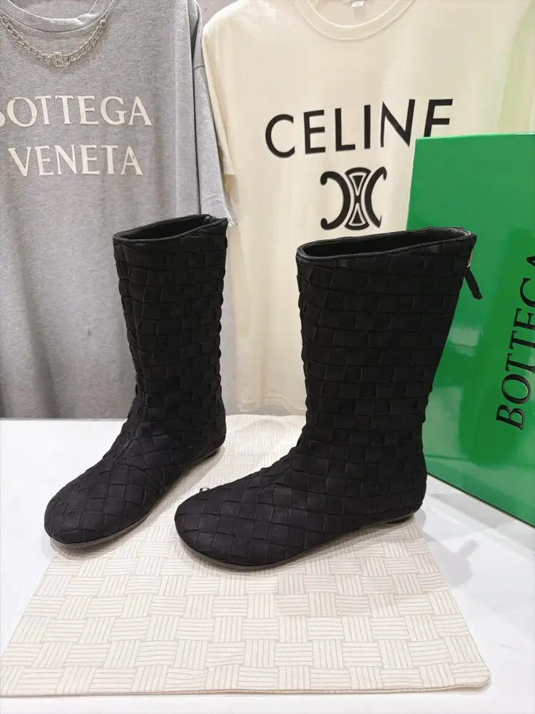 Bottega Veneta Ботильйони BV Atomic на плоскою підошві з круглим каблуком — Фото 4