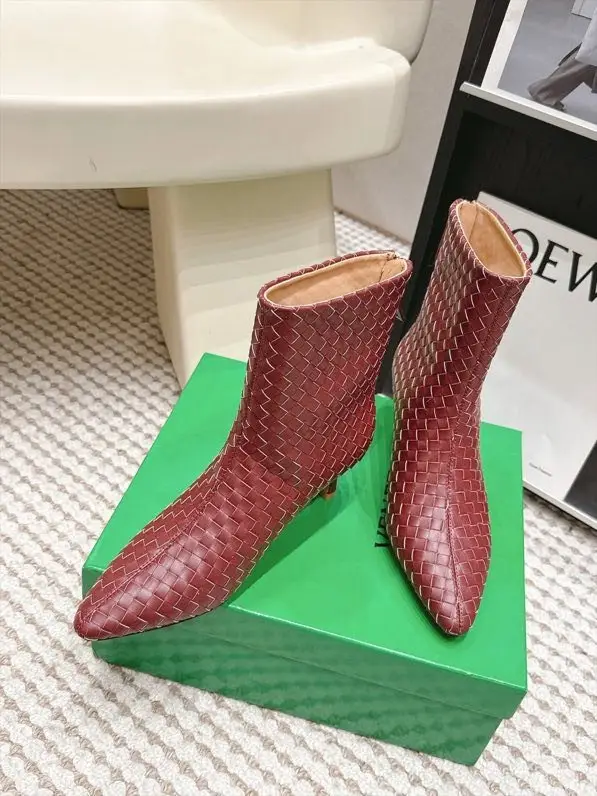 Bottega Veneta Ботильйони шкіряні на підборах — Фото 3