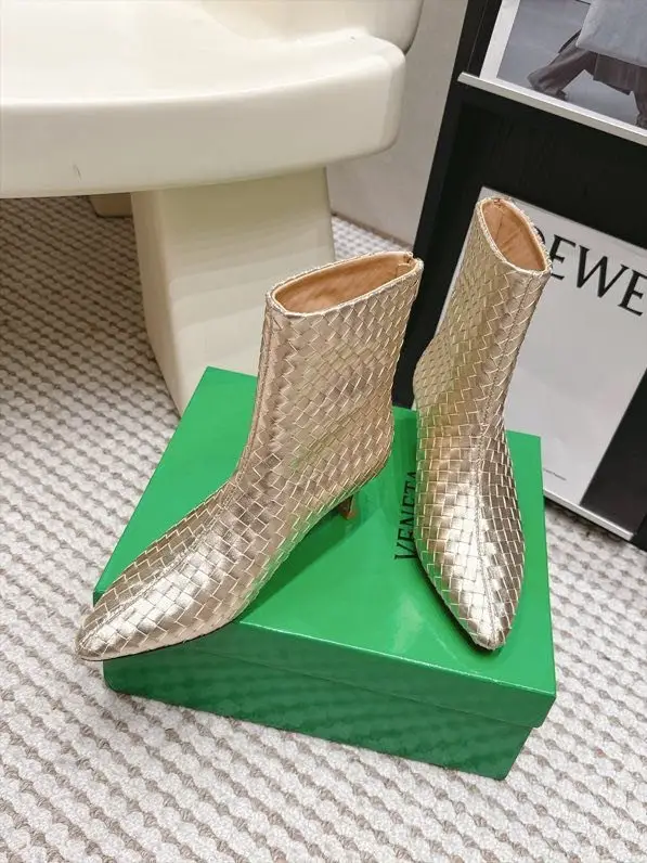 Bottega Veneta Ankle boots leather on heel — Photo 4