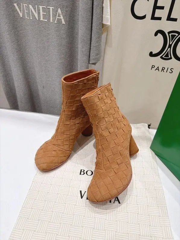 Bottega Veneta Ankle boots on high heel BV Atomic of wicker skin — Photo 3