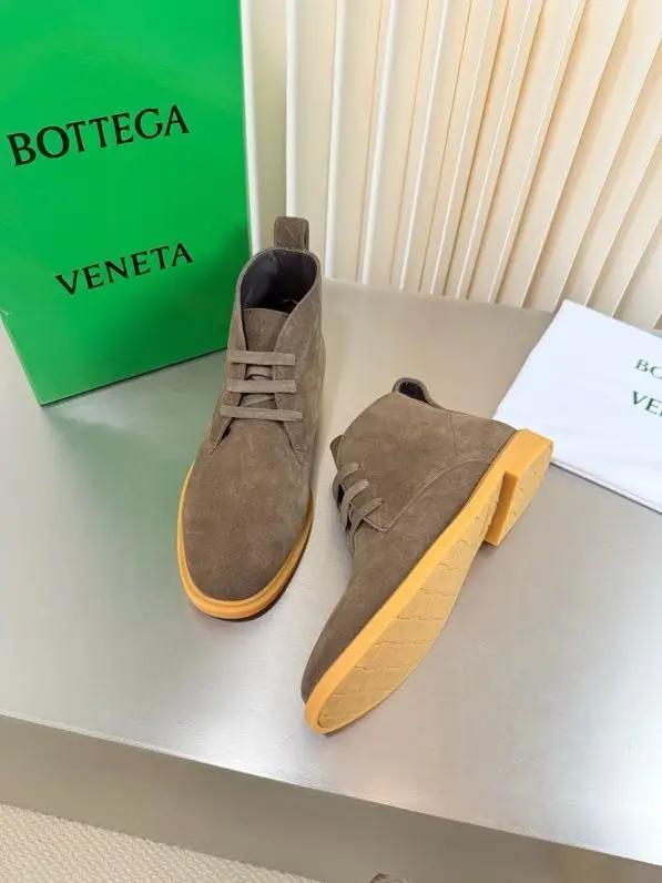 Bottega Veneta — Boots men's