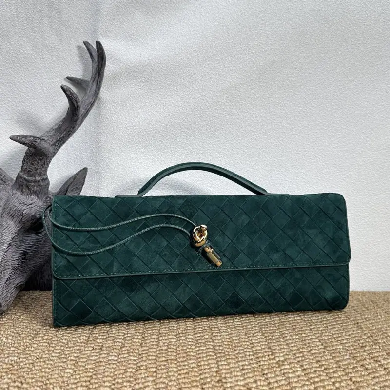 Bottega Veneta Clutch BV Andiamo Slouch suede 31 cm — Photo 2