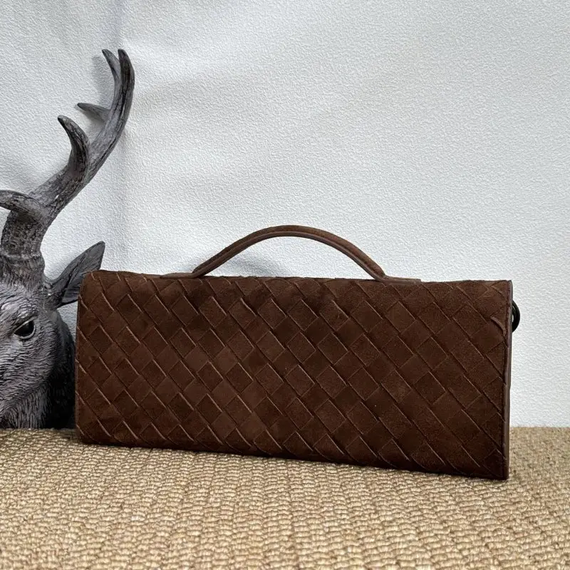 Bottega Veneta Clutch BV Andiamo Slouch suede 31 cm — Photo 3