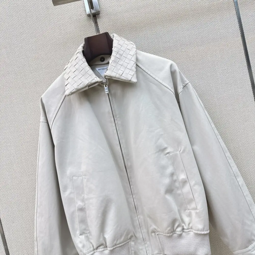 Bottega Veneta Costume female — Photo 5