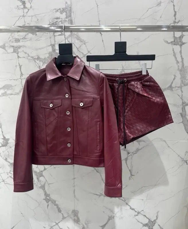 Bottega Veneta Jacket leather women's — Photo 5