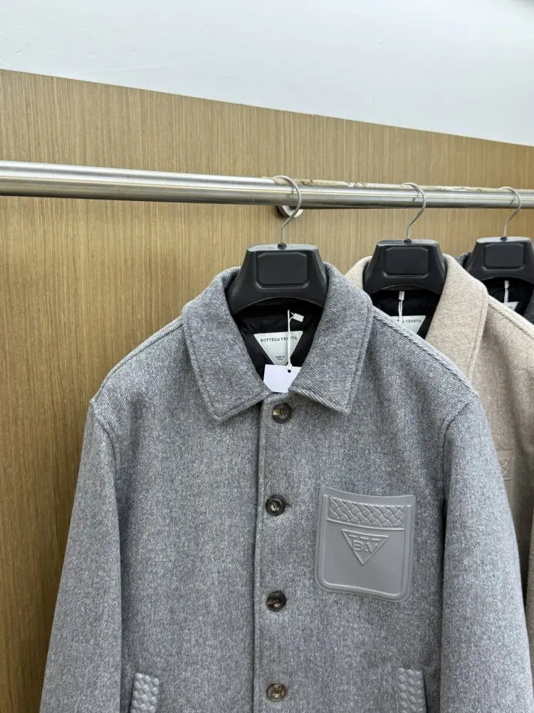 Bottega Veneta Куртка чоловіча — Фото 2