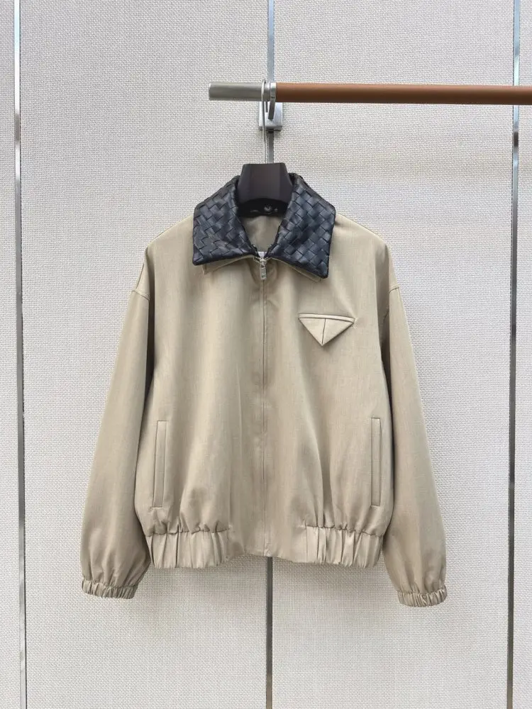 Bottega Veneta Куртка женская — Фото 1