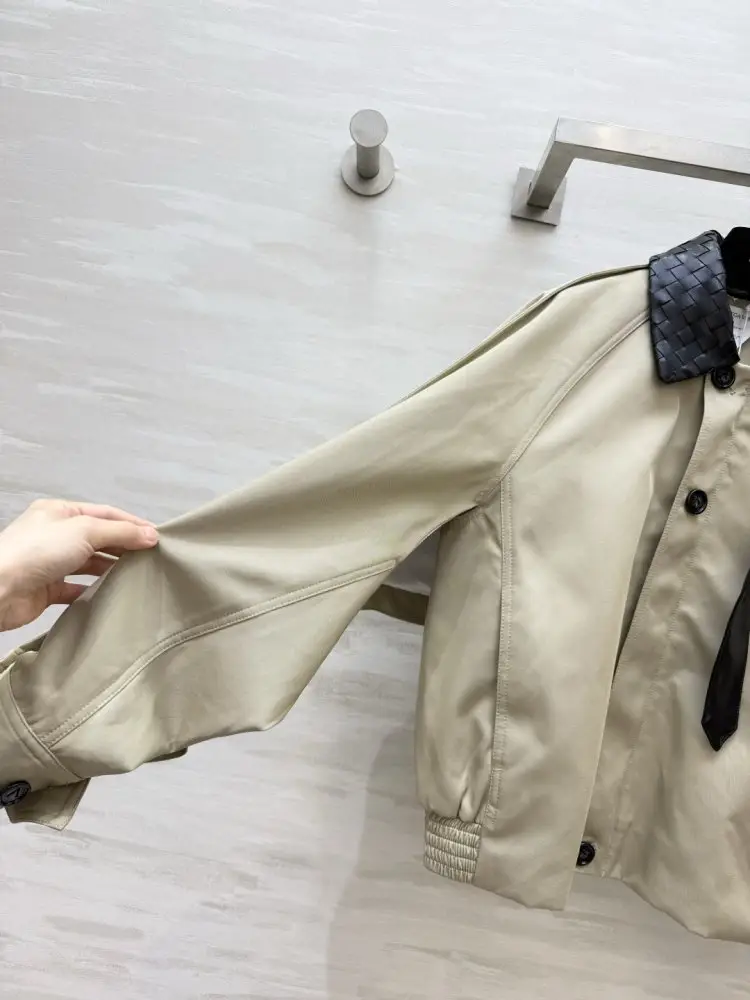 Bottega Veneta Куртка женская — Фото 3