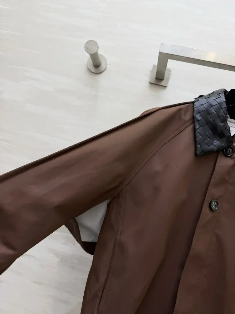 Bottega Veneta Куртка жіноча — Фото 5