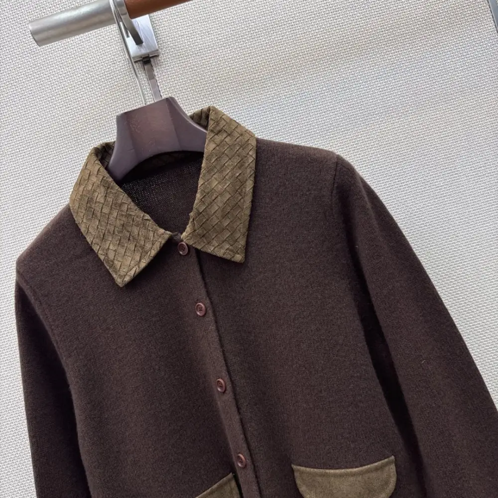 Bottega Veneta Knitted cardigan from collar and long sleeves — Photo 3