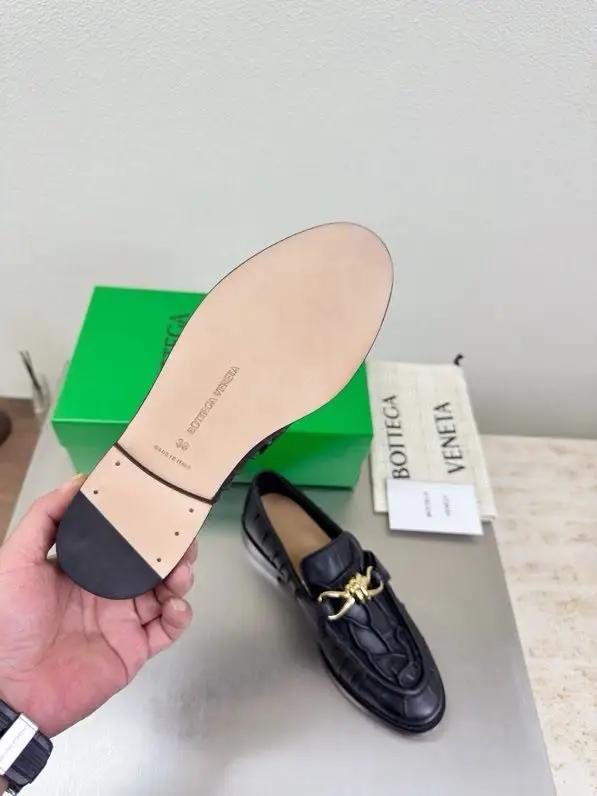 Bottega Veneta Лоферы жіночі — Фото 5