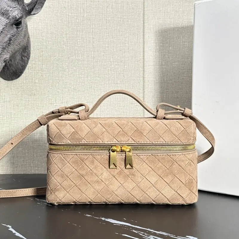 Bottega Veneta Mini-handbag BV Vanity wicker suede 22 cm — Photo 1