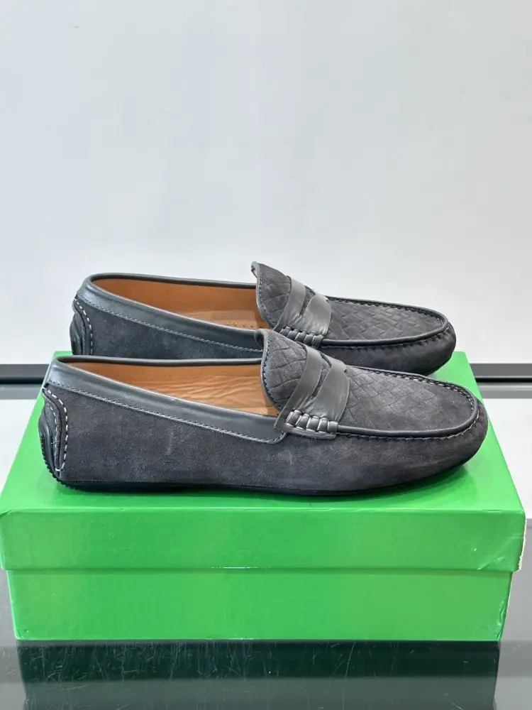Bottega Veneta — Мокасини чоловічі шкіряні