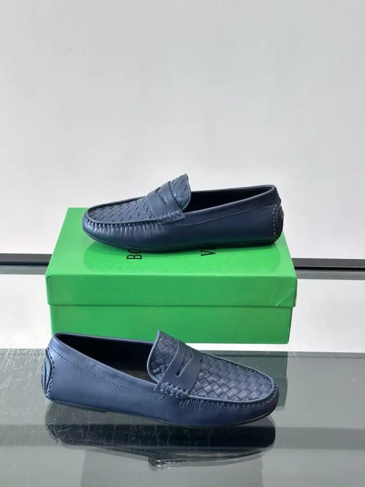 Bottega Veneta Moccasins men's leather — Photo 4