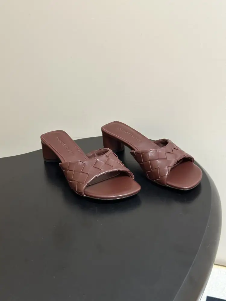 Bottega Veneta — Босоніжки