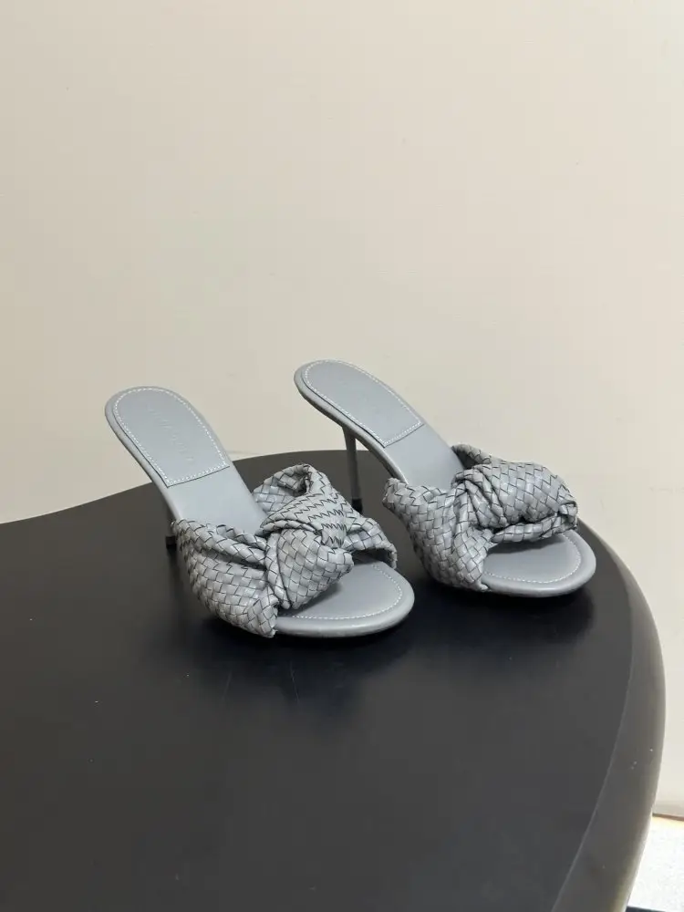 Bottega Veneta — Босоніжки