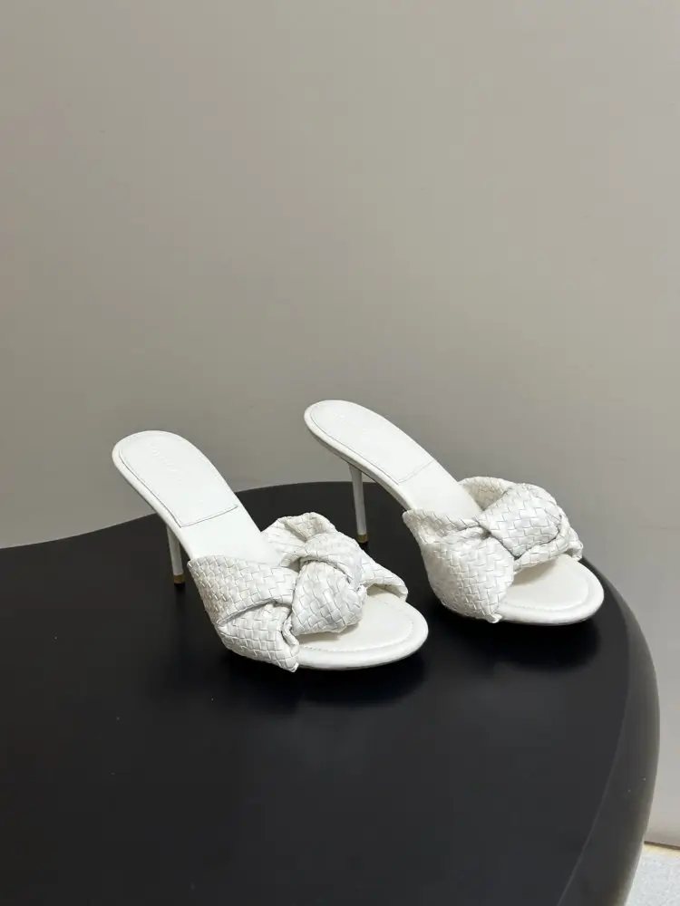 Bottega Veneta — Босоніжки