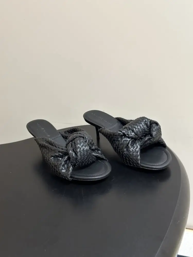 Bottega Veneta — Босоніжки