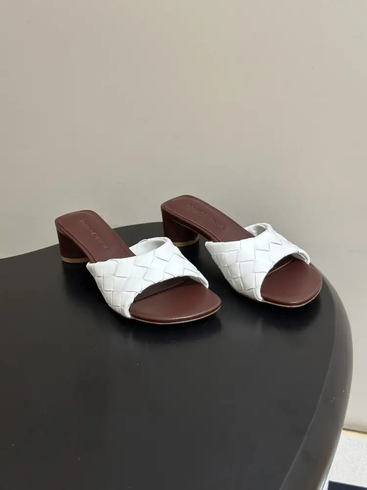 Bottega Veneta — Босоніжки