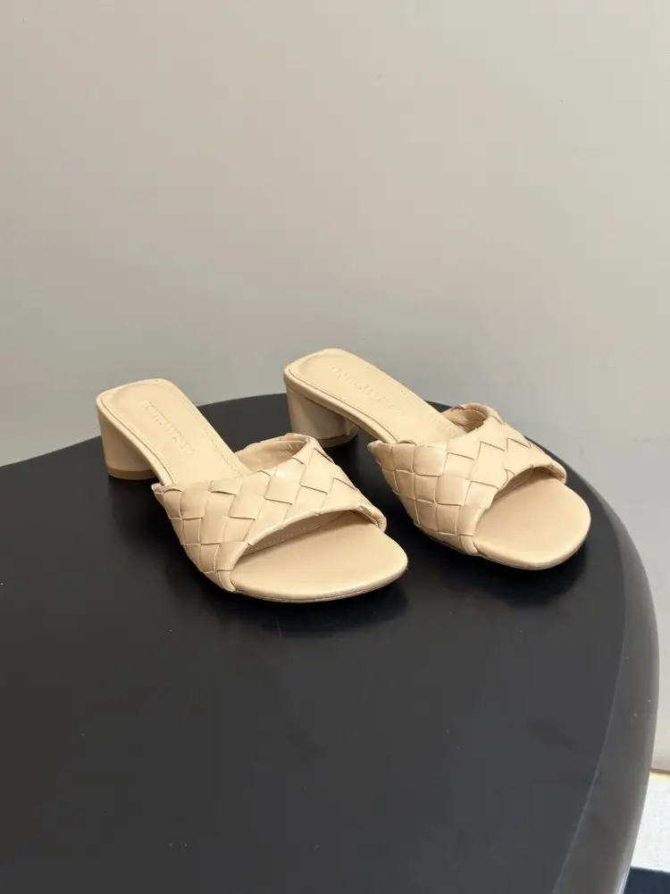 Bottega Veneta — Босоніжки