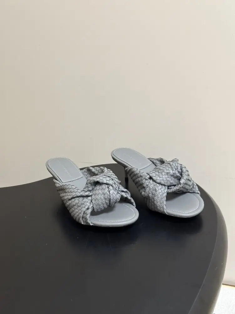 Bottega Veneta — Босоніжки