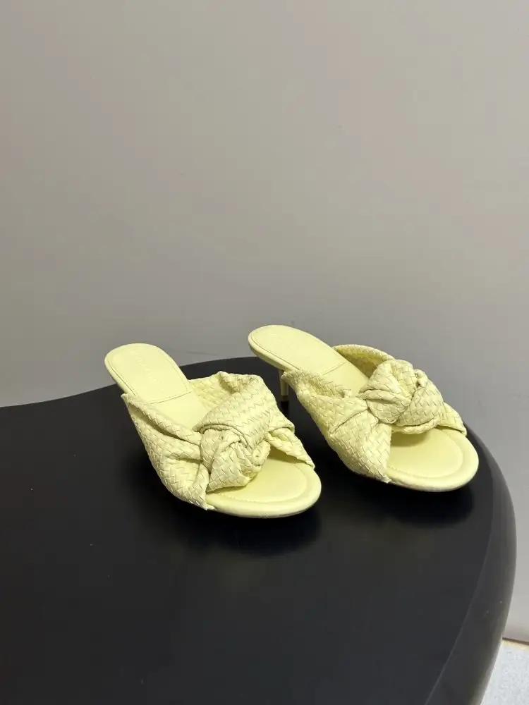 Bottega Veneta — Босоніжки
