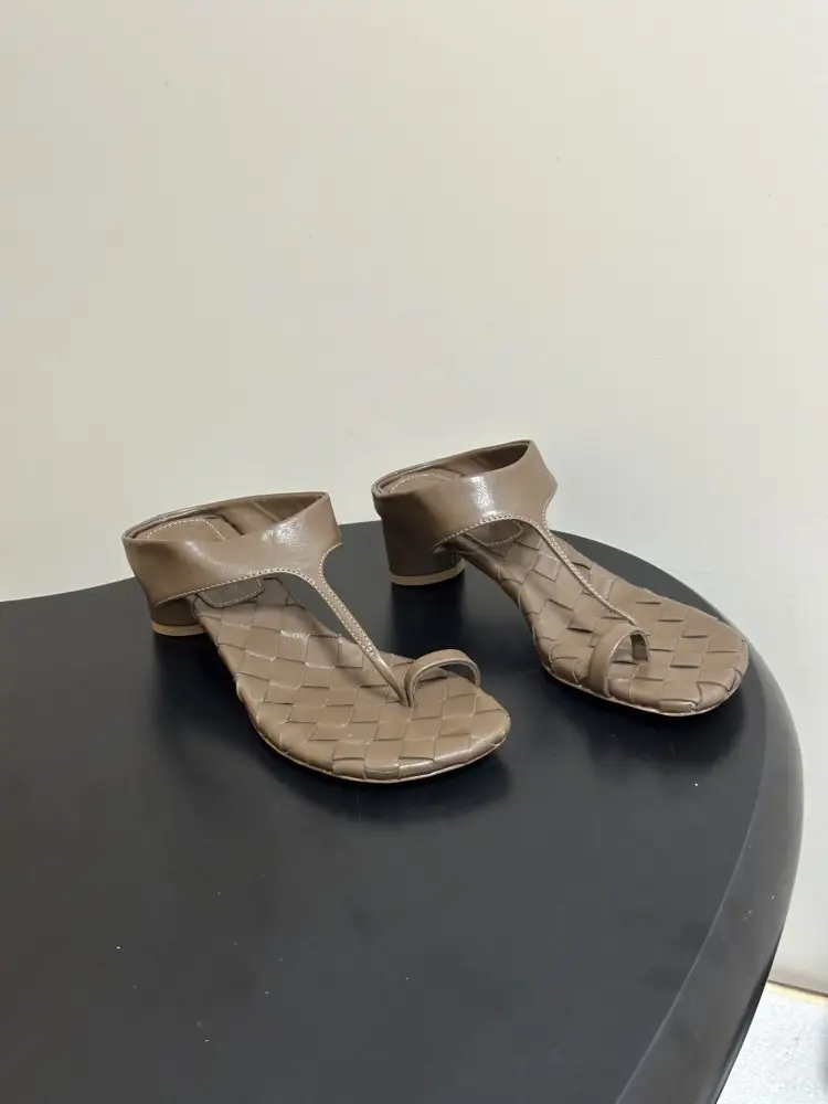 Bottega Veneta — Босоніжки