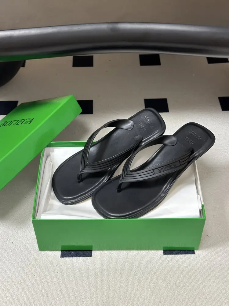 Bottega Veneta Sandals — Photo 5