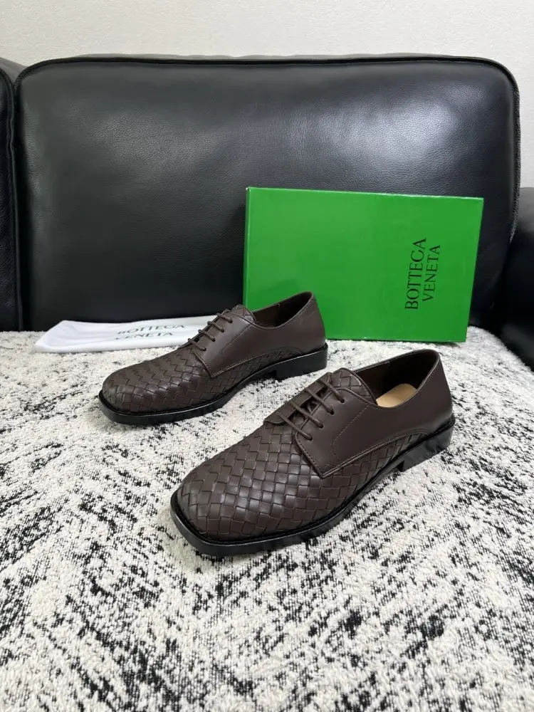 Bottega Veneta Туфлі шкіряні чоловічі — Фото 2