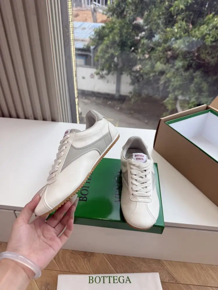 Bottega Veneta Sneakers Orbit Flash — Photo 2