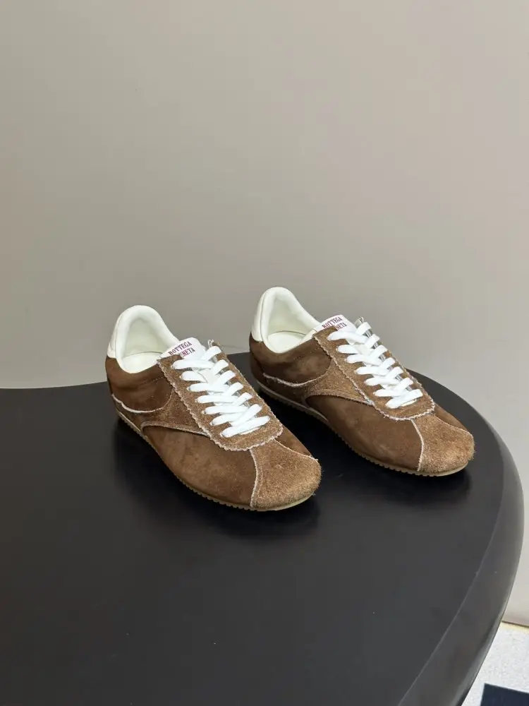 Bottega Veneta — Кросівки жіночі