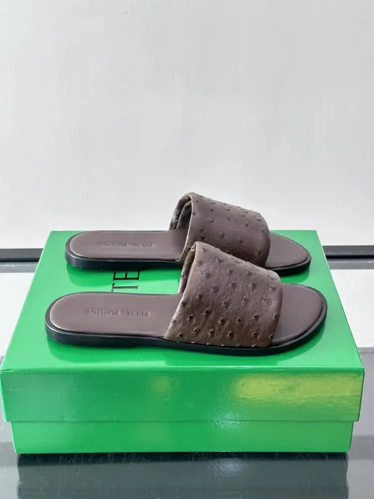 Bottega Veneta — Step-ins men's