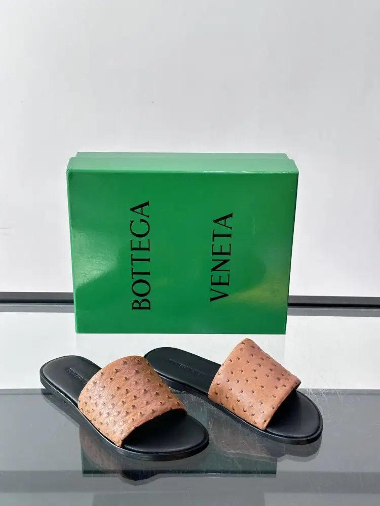 Bottega Veneta Шлепанцы мужские — Фото 5
