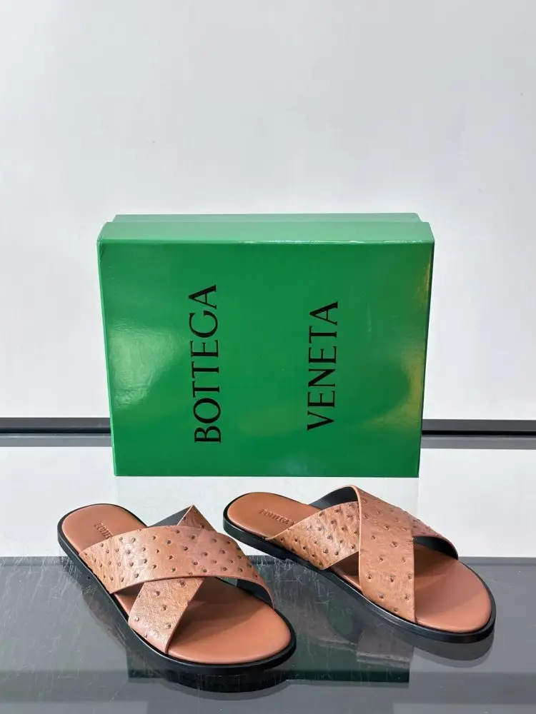 Bottega Veneta Шлепанцы мужские — Фото 5