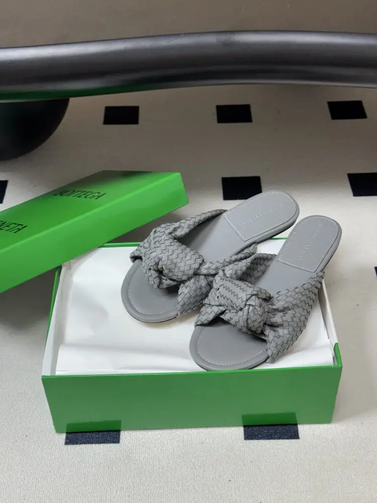 Bottega Veneta Step-ins women's — Photo 4