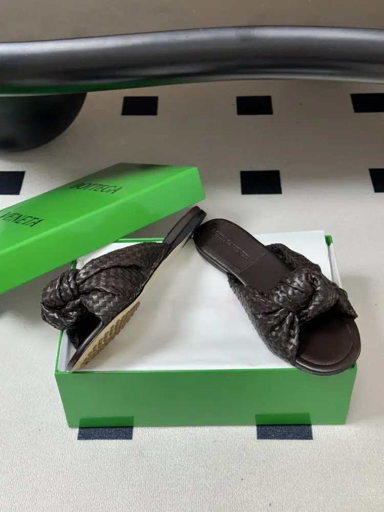Bottega Veneta Step-ins women's — Photo 5