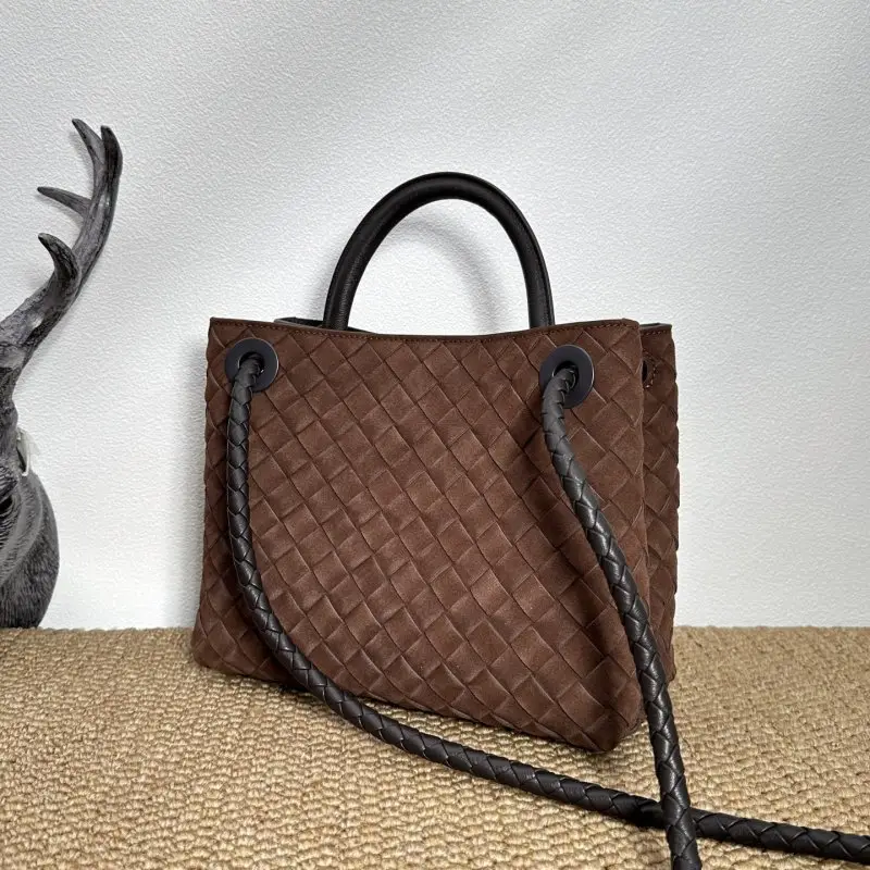 Bottega Veneta Замшева сумка BV Andiamo 25 см — Фото 3