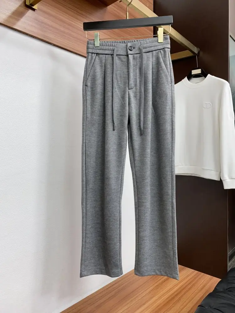 Brioni Pants sport men's — Photo 2