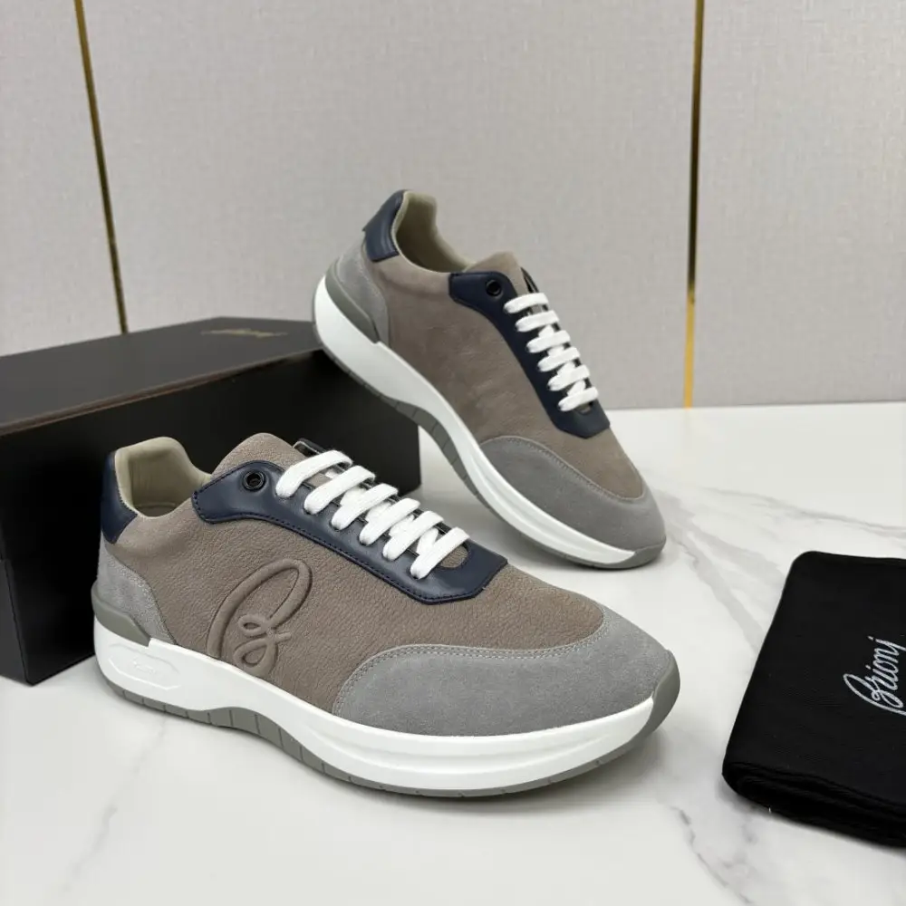 Brioni Sneakers — Photo 1