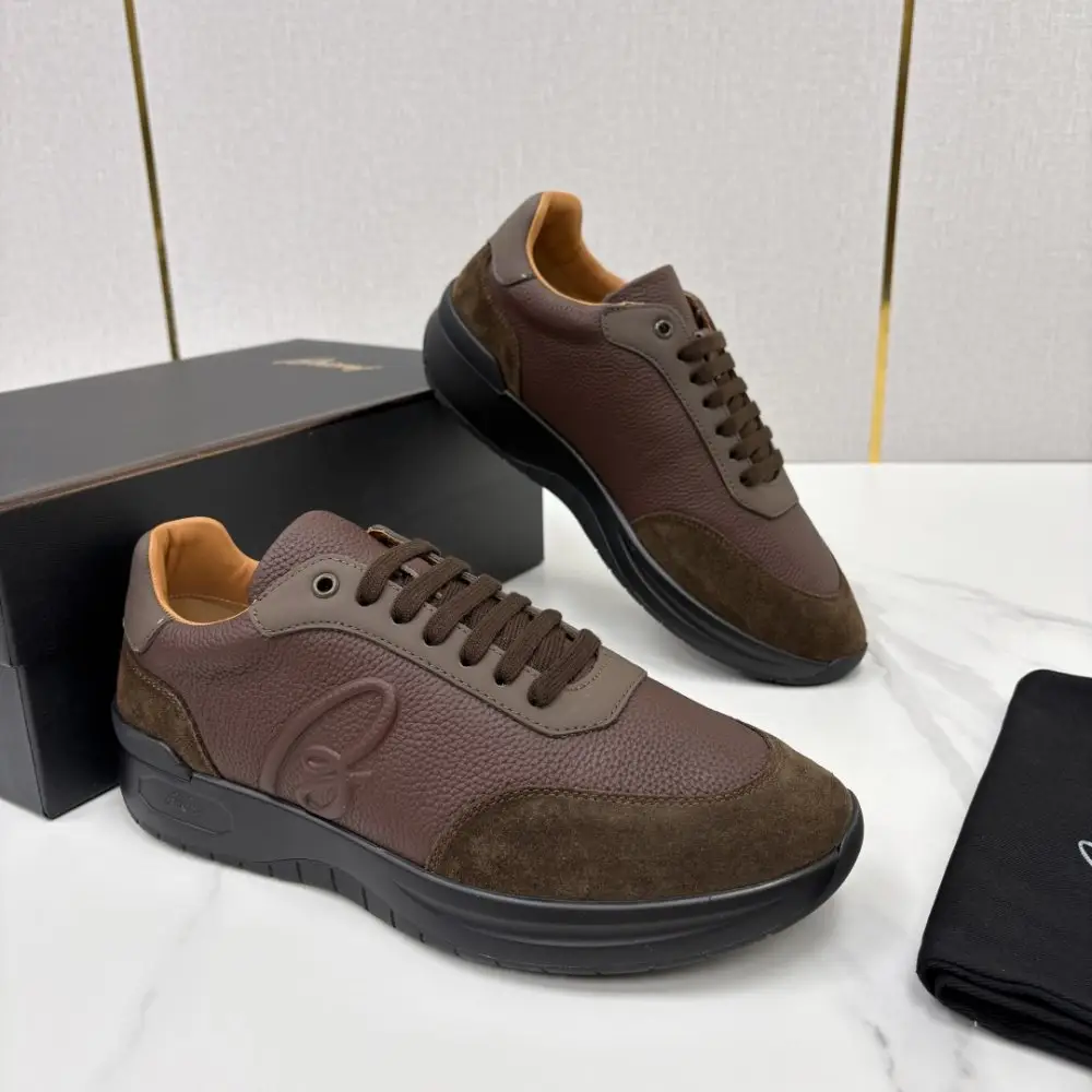 Brioni Sneakers — Photo 1