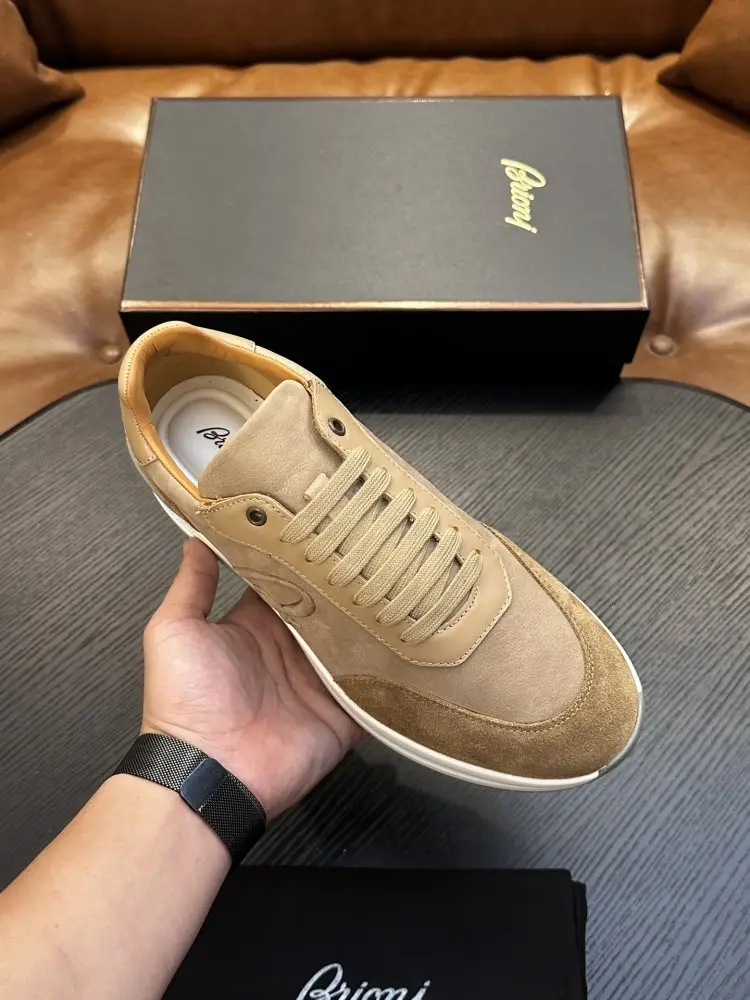 Brioni Sneakers — Photo 2