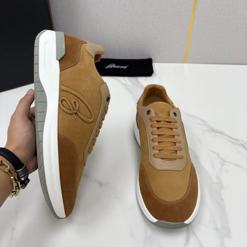 Brioni Sneakers — Photo 4