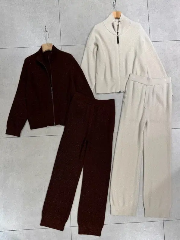 Brunello Cucinelli — Костюм кашеміру жіночий