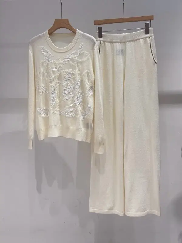 Brunello Cucinelli — Костюм кашеміру жіночий