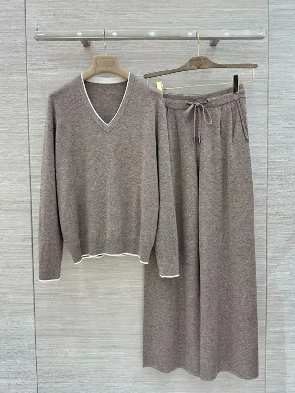 Brunello Cucinelli — Costume female