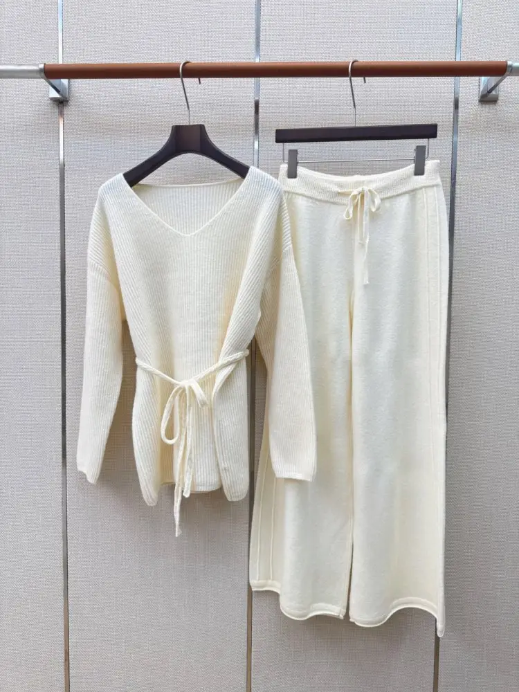 Brunello Cucinelli — Костюм жіночий