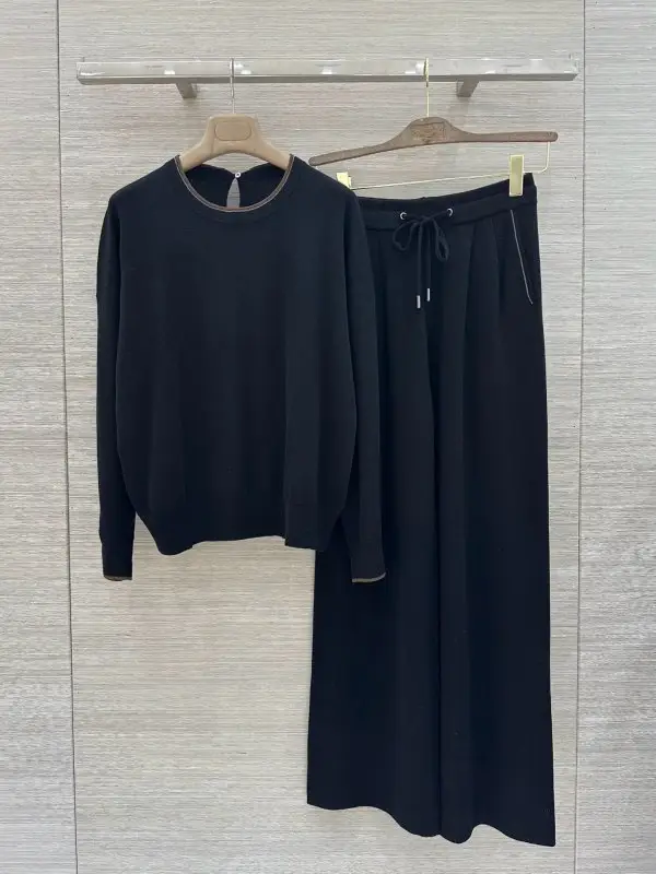 Brunello Cucinelli — Costume female