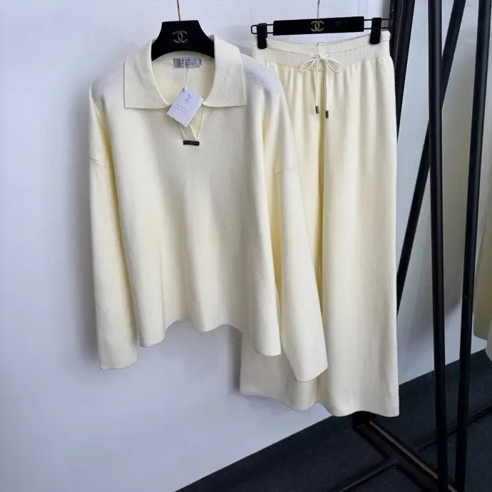 Brunello Cucinelli — Костюм жіночий